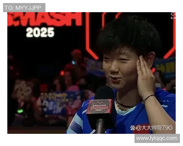 足球明星被换下时的情绪反应与赛场内外的影响分析