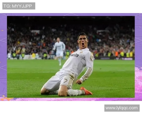 三大射手足球明星的传奇故事与辉煌成就探秘