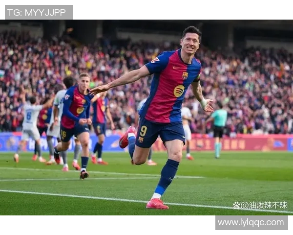 各国足球明星老将风采展示与回顾经典瞬间的精彩图片合集